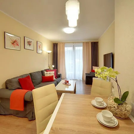 Ogrodowe Sun Seasons 24 Daire